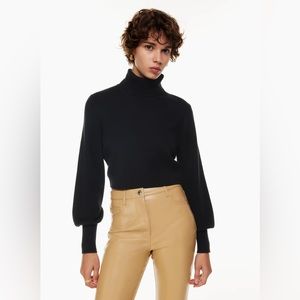 Artizia Rebecca turtleneck cropped
